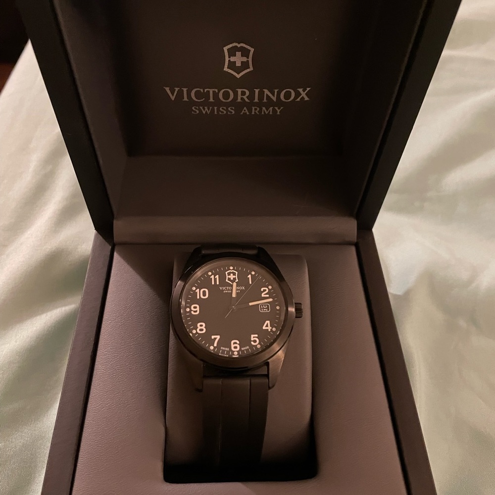 Victorinox - Swiss Army Brown Watch